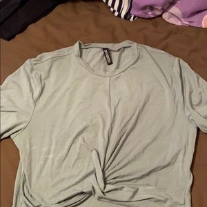 crop top